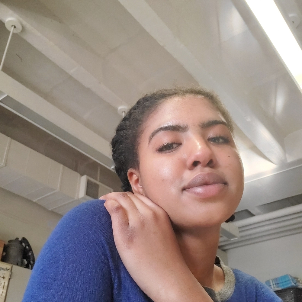 Meet your Posher, Amirah